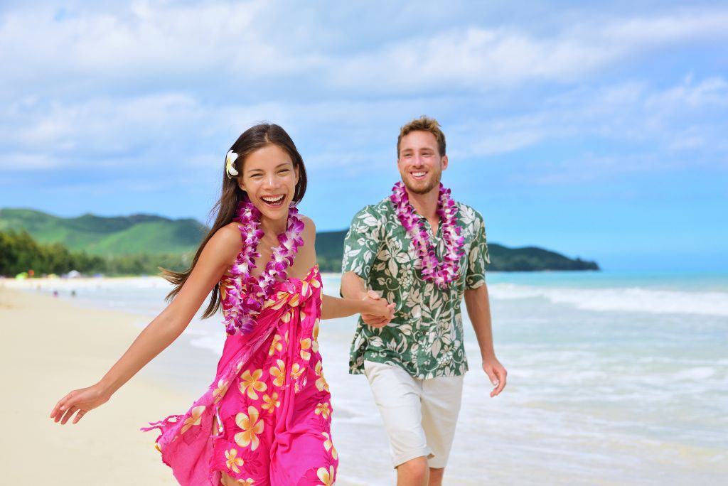 Hawaiian-Themed Wedding Attire for the Modern Couple